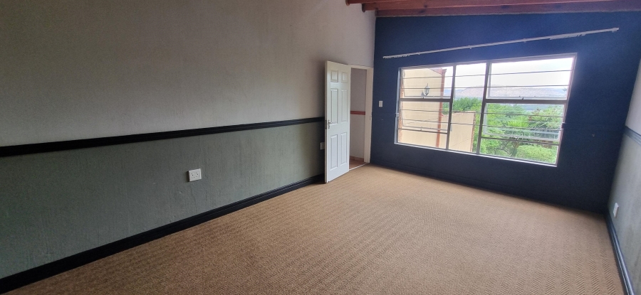 To Let 4 Bedroom Property for Rent in Kosmos North West